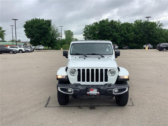 2023 Jeep Gladiator