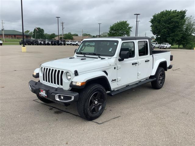 2023 Jeep Gladiator