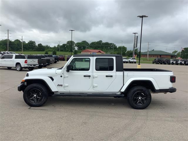 2023 Jeep Gladiator