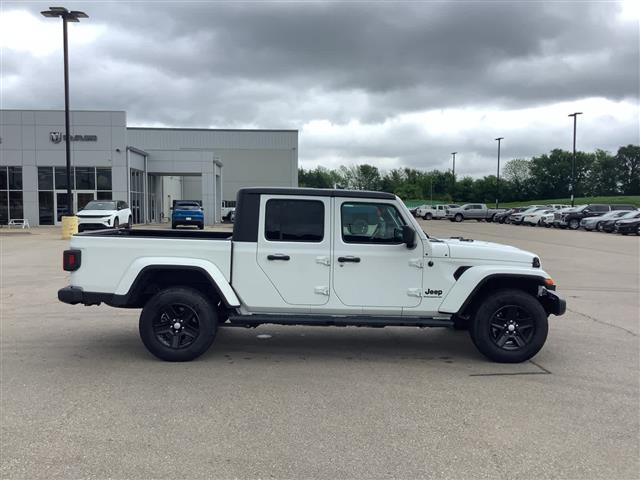 2023 Jeep Gladiator