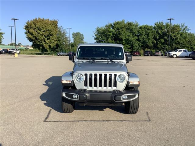 2023 Jeep Gladiator