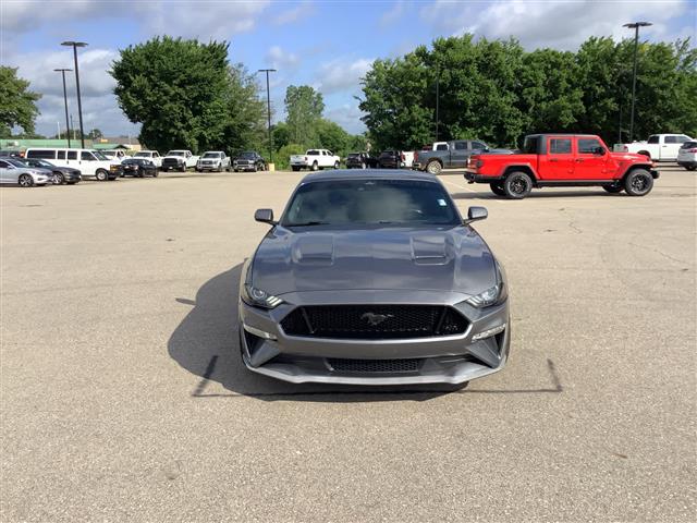 2021 Ford Mustang