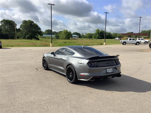 2021 Ford Mustang