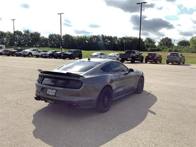 2021 Ford Mustang