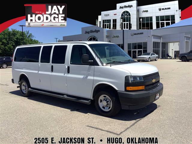 2022 Chevrolet Express Passenger