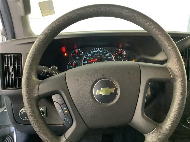 2022 Chevrolet Express Passenger
