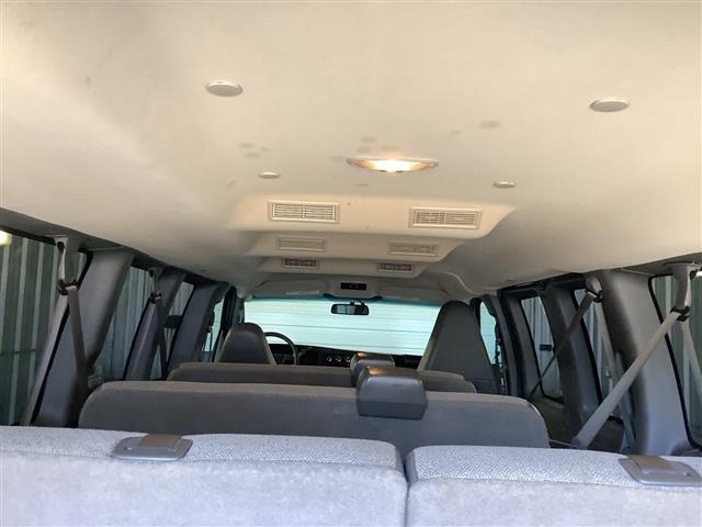 2022 Chevrolet Express Passenger
