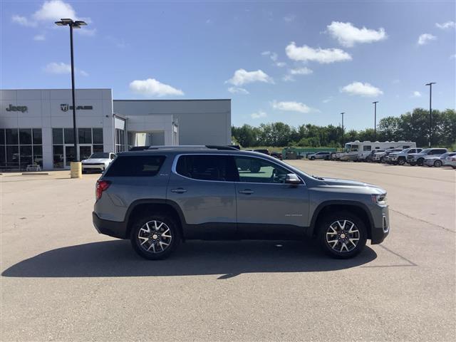 2022 GMC Acadia