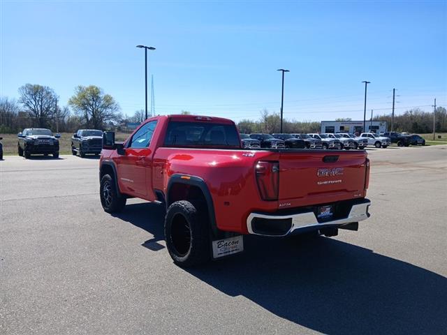 2025 GMC Sierra 3500HD