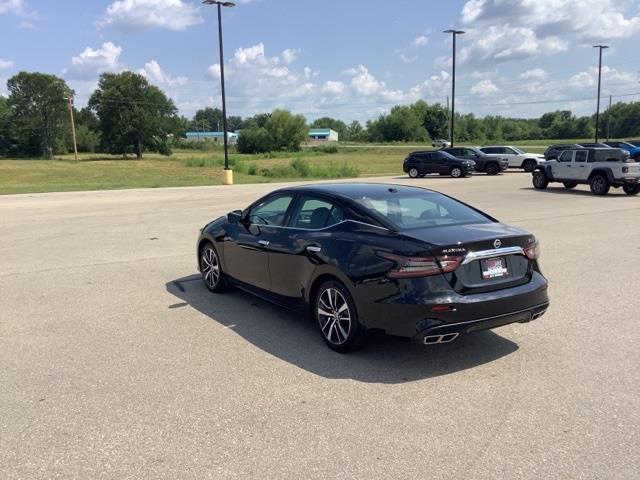 2021 Nissan Maxima