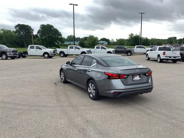 2023 Nissan Altima