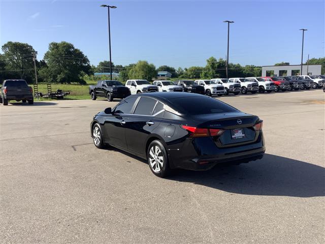 2024 Nissan Altima