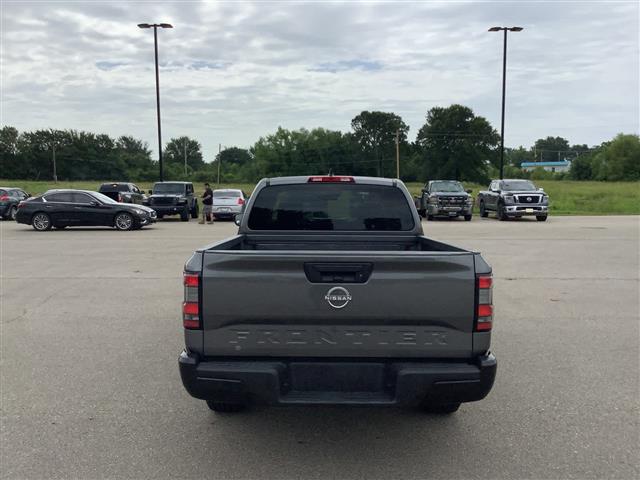 2022 Nissan Frontier