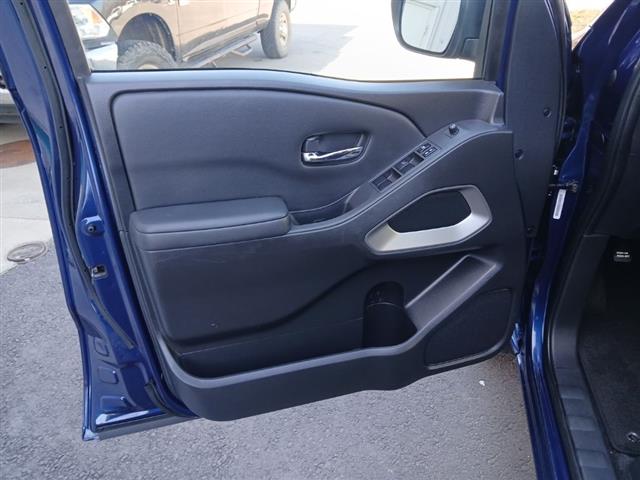 2023 Nissan Frontier