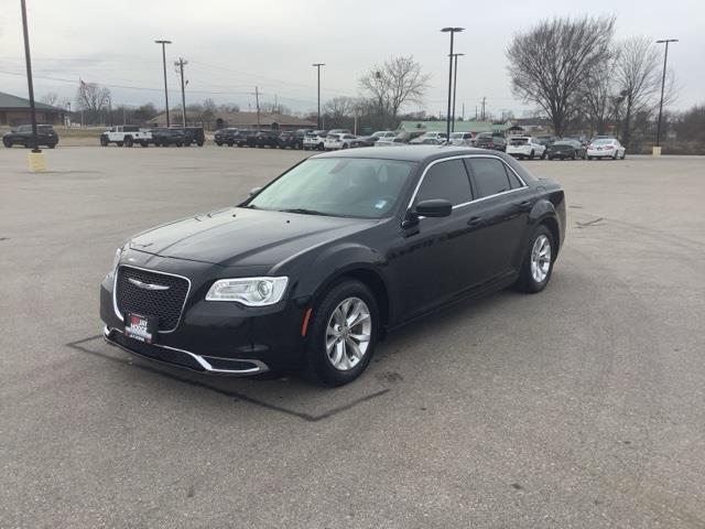 2019 Chrysler 300