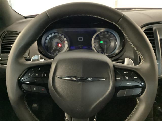 2023 Chrysler 300