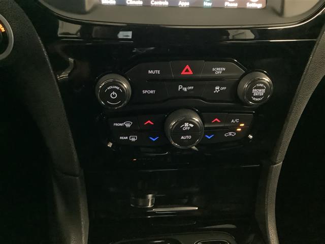 2023 Chrysler 300