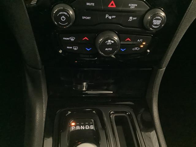 2023 Chrysler 300