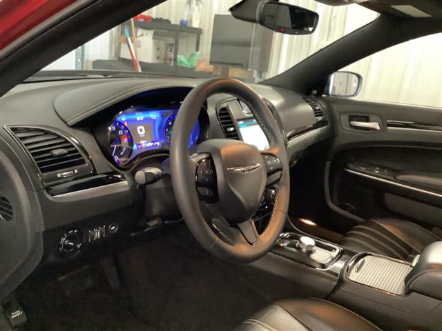 2023 Chrysler 300