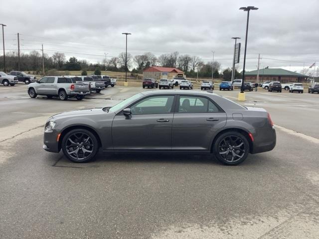 2022 Chrysler 300