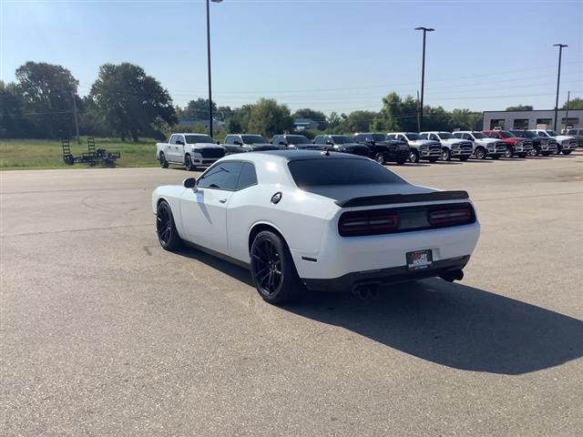 2021 Dodge Challenger
