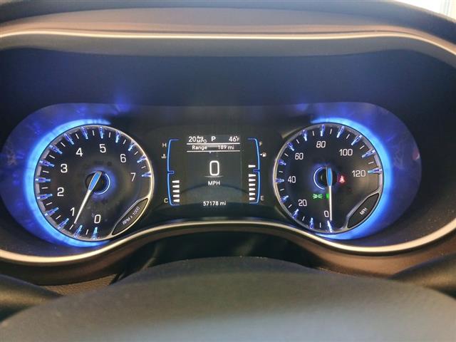 2023 Chrysler Voyager