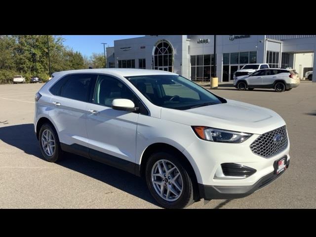 2023 Ford Edge