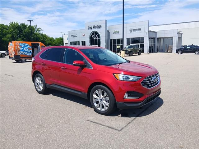 2022 Ford Edge