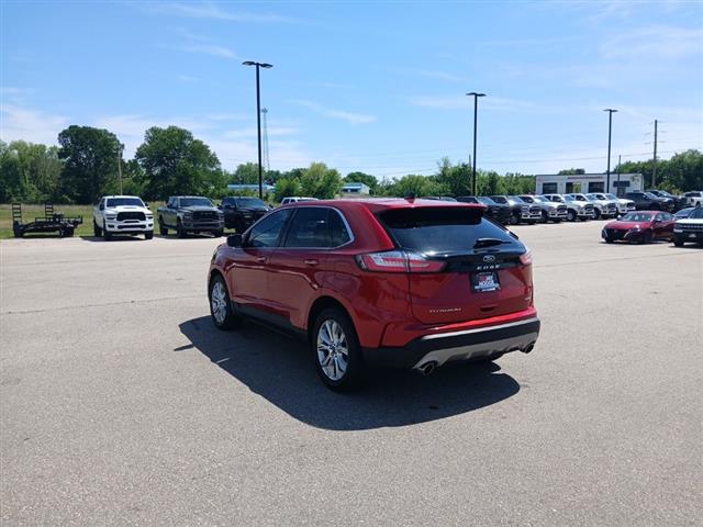 2022 Ford Edge