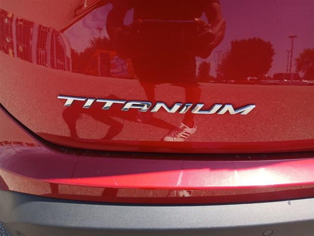 2022 Ford Edge