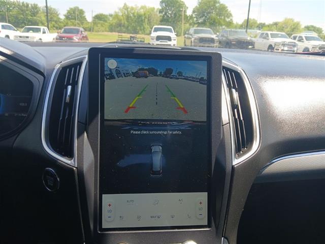 2022 Ford Edge