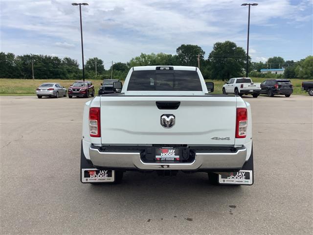 2024 Ram 3500