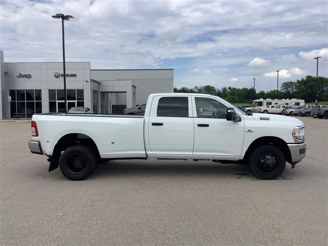 2024 Ram 3500