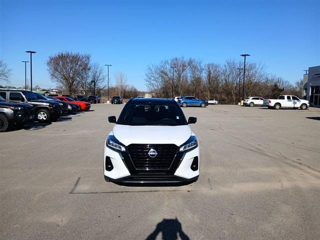 2023 Nissan Kicks