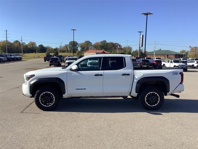2024 Toyota Tacoma 4WD