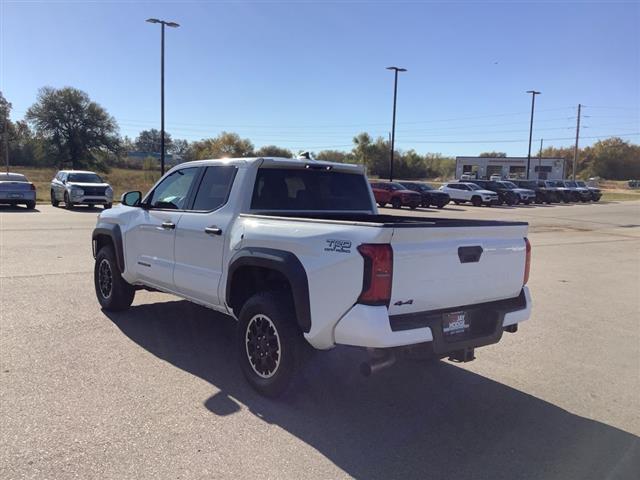 2024 Toyota Tacoma 4WD
