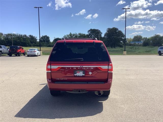 2017 LINCOLN Navigator