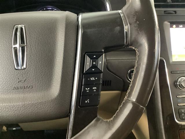 2017 LINCOLN Navigator