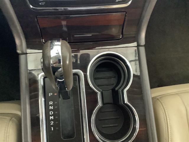 2017 LINCOLN Navigator