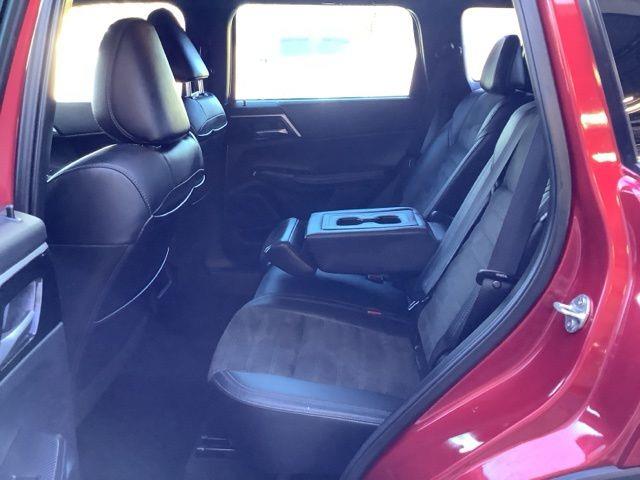 2023 Mitsubishi Outlander