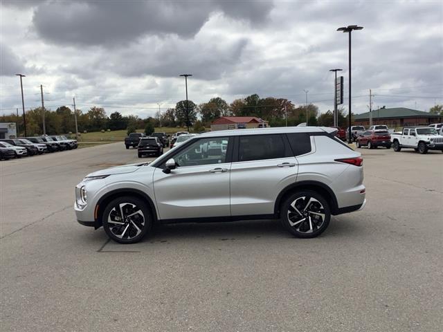 2024 Mitsubishi Outlander