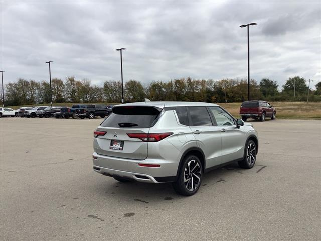 2024 Mitsubishi Outlander