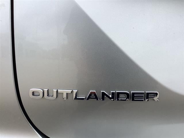 2024 Mitsubishi Outlander