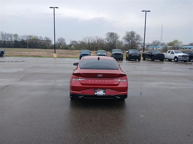 2023 Hyundai Elantra