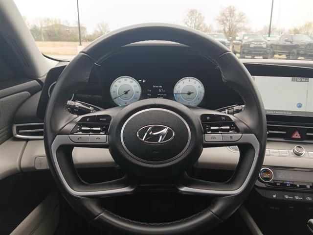 2023 Hyundai Elantra