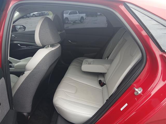 2023 Hyundai Elantra