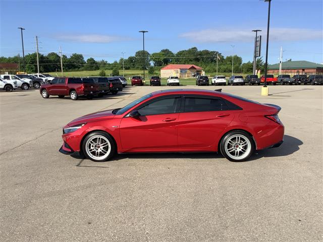 2022 Hyundai Elantra
