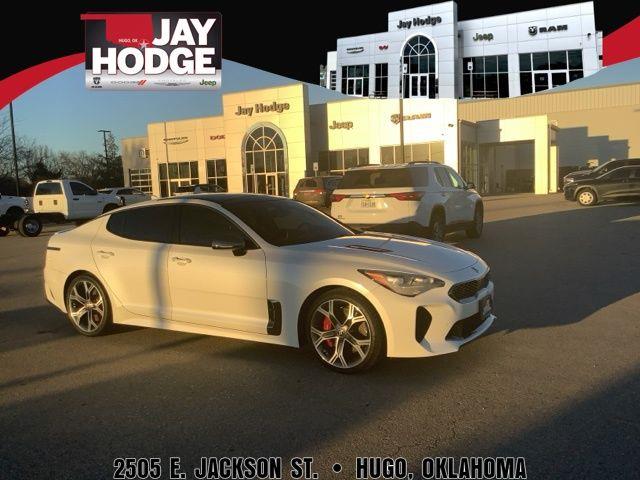 2018 Kia Stinger GT2's photo