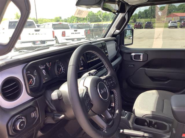 2025 Jeep Wrangler