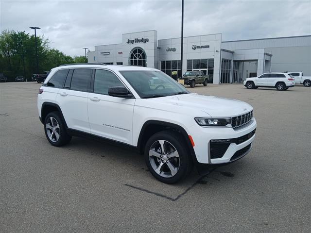 2026 Jeep Grand Cherokee